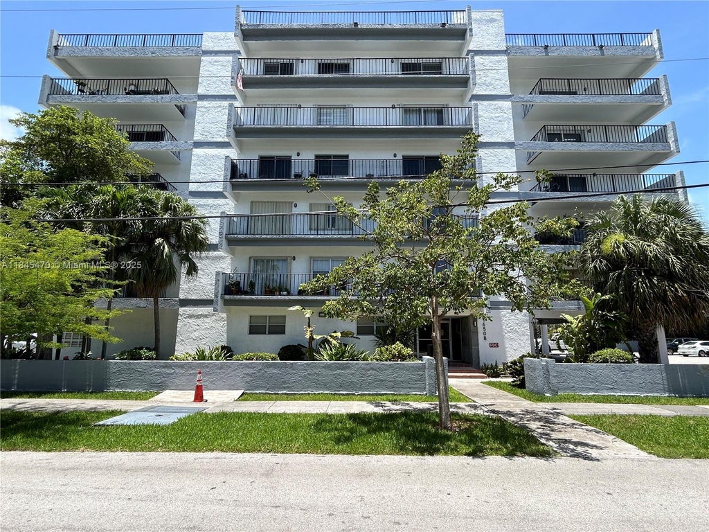 16508 Ne 26th Ave 604, North Miami Beach