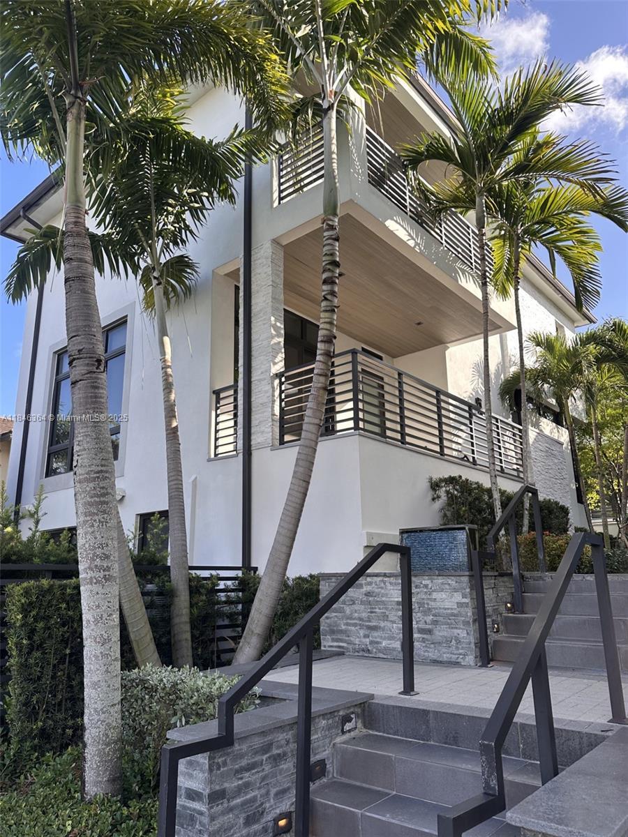 8231 Nw 48th St, Doral