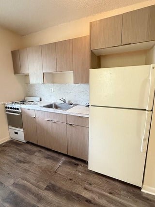 Photo of Listing #A11846046