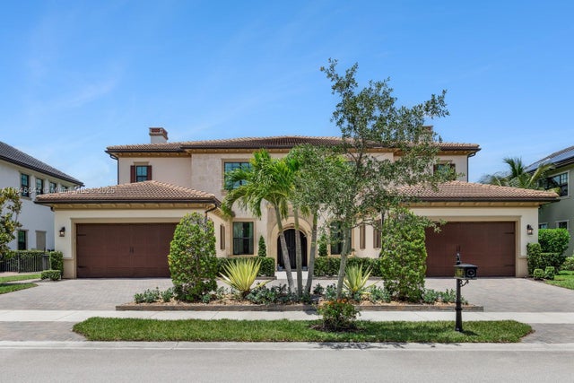2 of 67 - 8545 E Watercrest Cir E, Parkland, FL