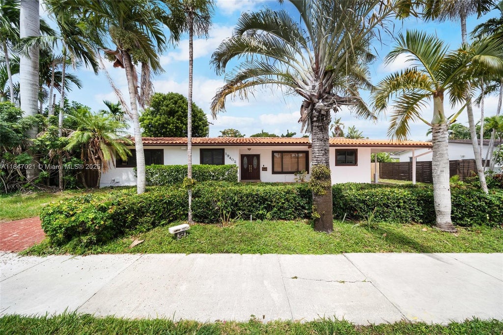 19402 Ne 19th Ct ., Miami