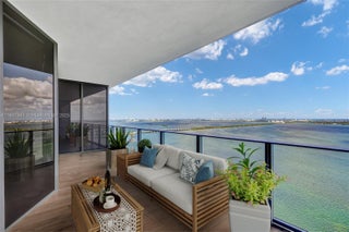 Photo of Listing #A11847364