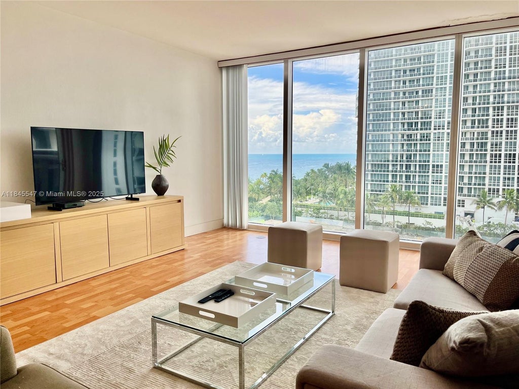 10275 Collins Ave 716, Bal Harbour