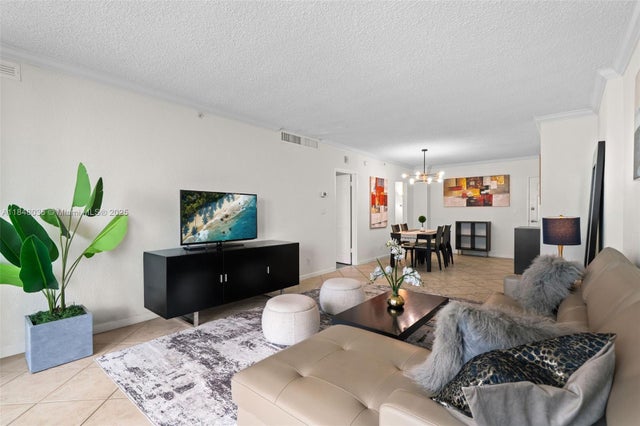 4 of 44 - 2501 S Ocean Dr Ph39, Hollywood, FL