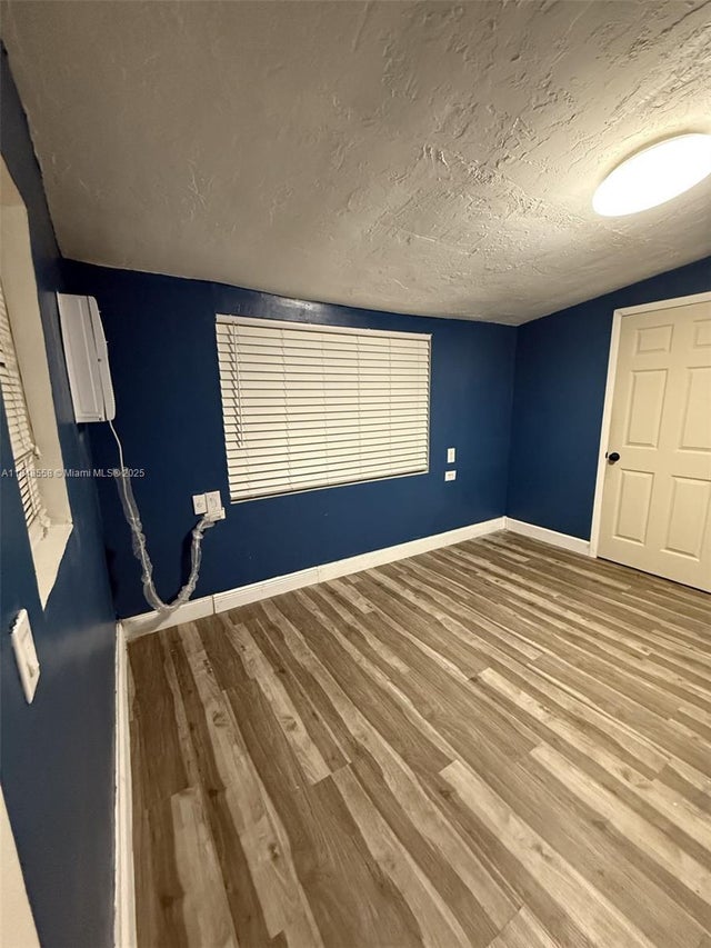 4 of 4 - 1221 N 58th Ave C, Hollywood, FL
