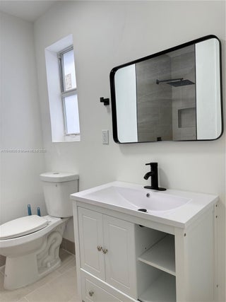 Photo of Listing #A11848635