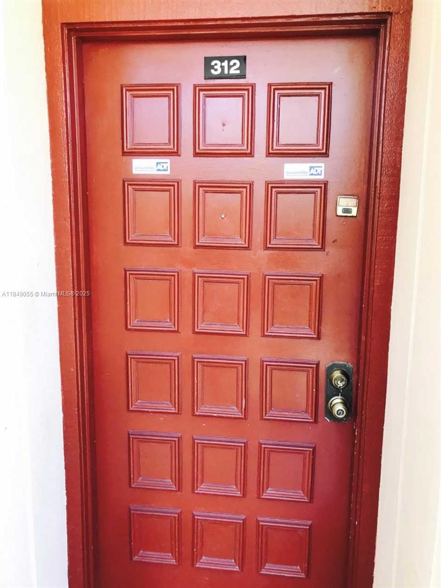 10825 Sw 112th Ave 312, Miami