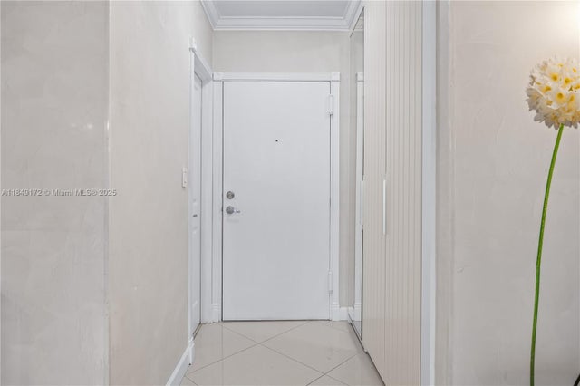 5 of 55 - 3001 S Ocean Dr 425, Hollywood, FL