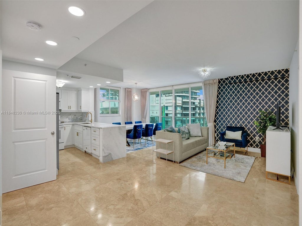 1250 S Miami Ave 1201, Miami