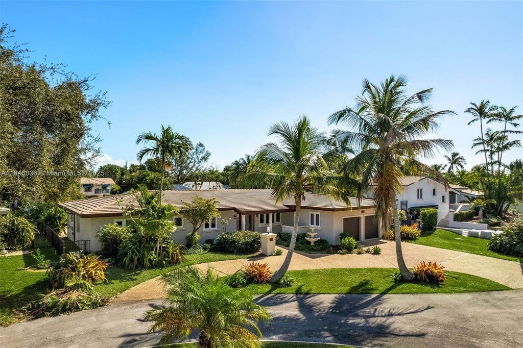 12511 Ramiro St, Coral Gables