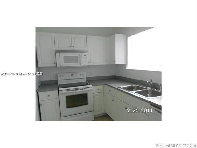 5 of 15 - 3818 Sw 48th Ave 3818, Pembroke Park, FL