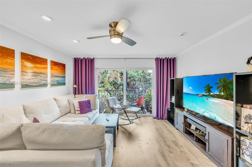 805 W Oakland Park Blvd E14, Oakland Park