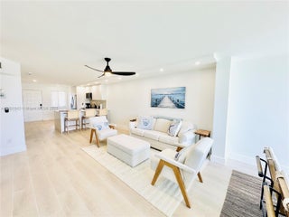 Photo of Listing #A11851643