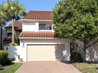 Photo of Listing #A11851570