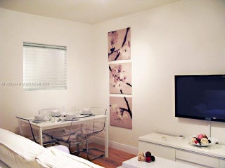 Photo of Listing #A11851984