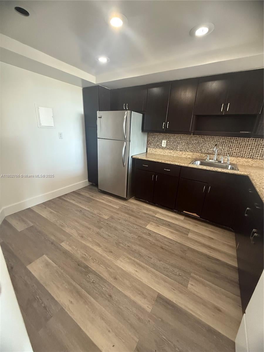 1351 Ne Miami Gardens Dr 421e, Miami