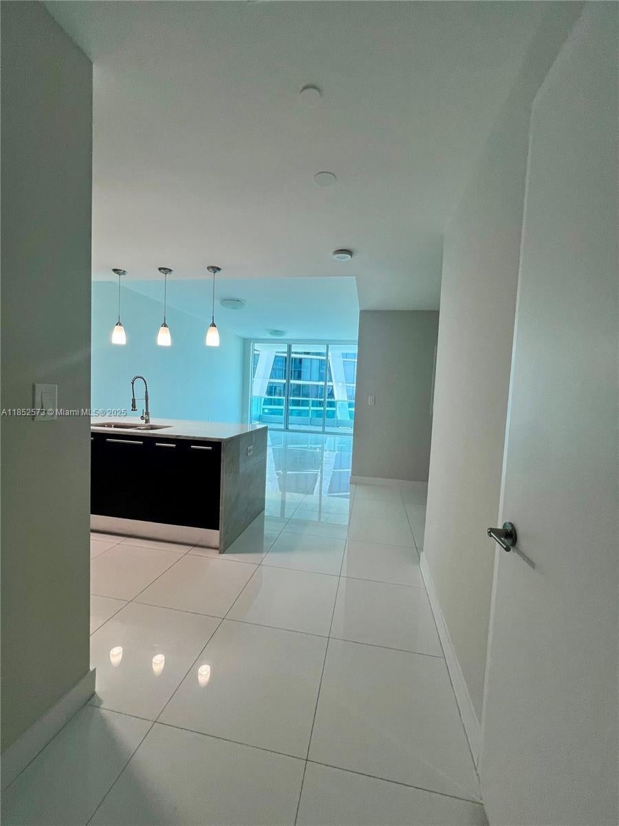 900 Biscayne Blvd 3010, Miami
