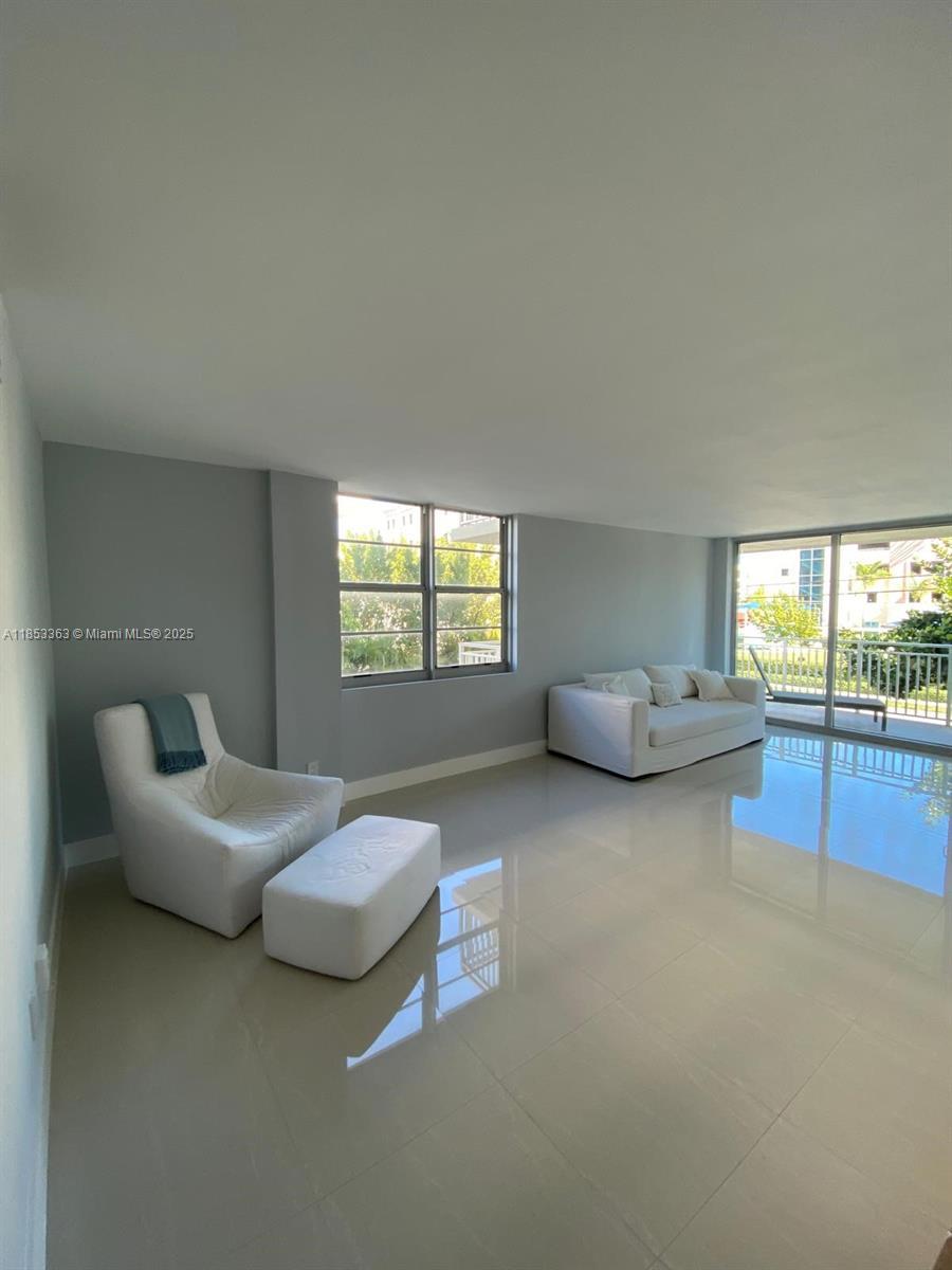 N/A, Bay Harbor Islands