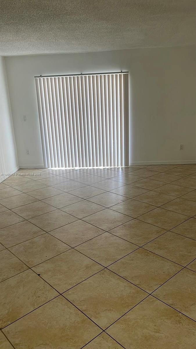 18880 Nw 57th Ave 203, Hialeah