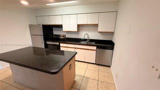 Photo of Listing #A11854279