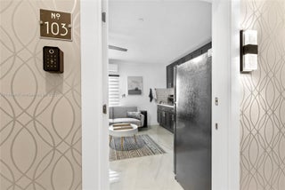 Photo of Listing #A11854637