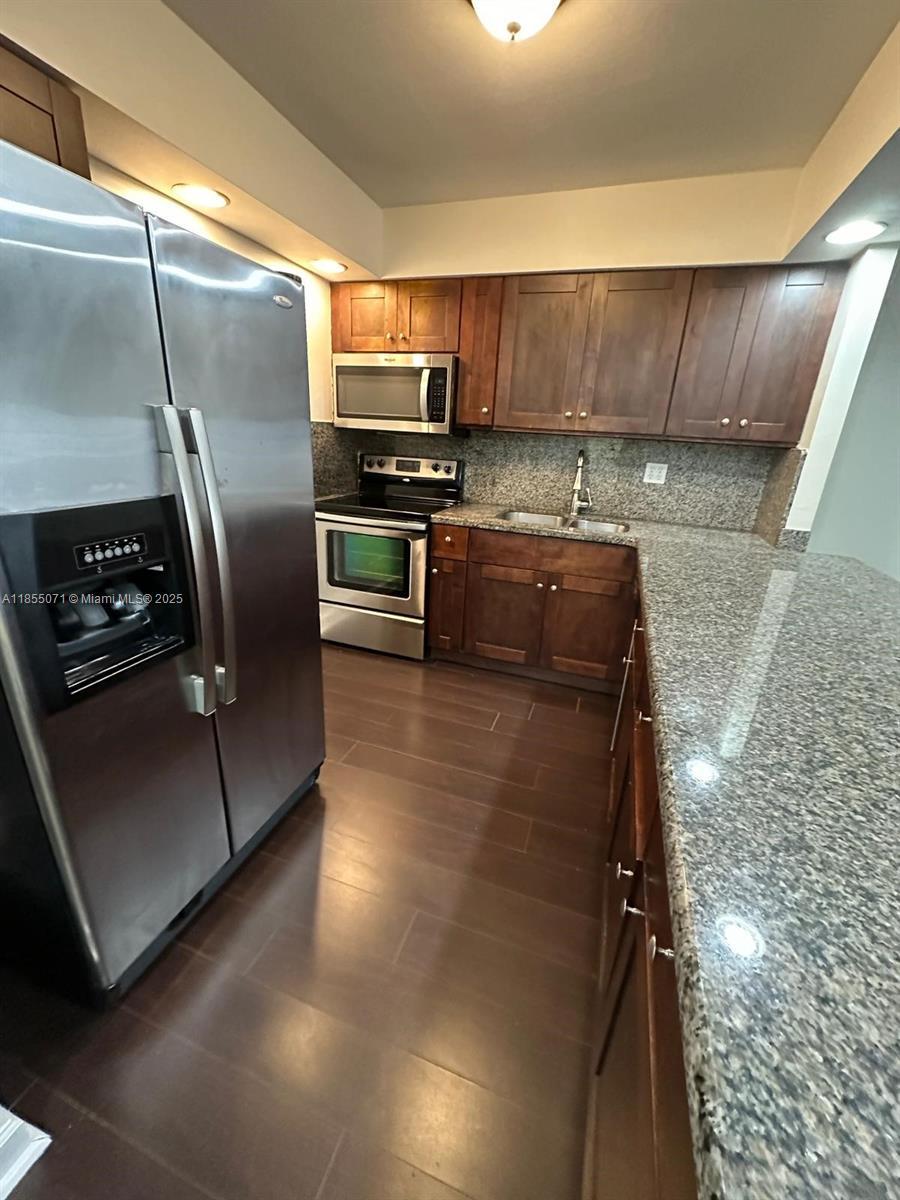 500 Three Islands Blvd 716, Hallandale Beach