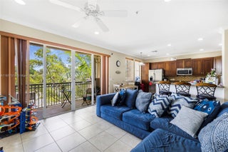 Photo of Listing #A11837314