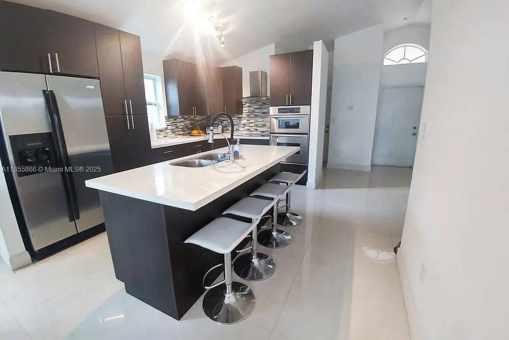 1110 Nw 171st Ter, Pembroke Pines