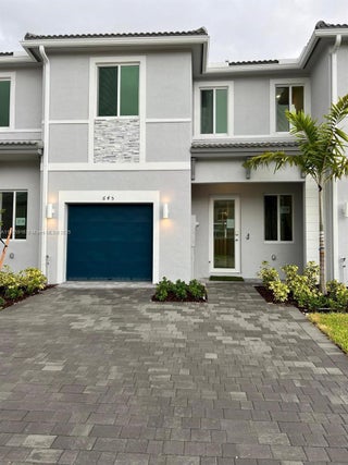 Photo of Listing #A11855916