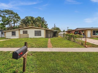 Photo of Listing #A11849592