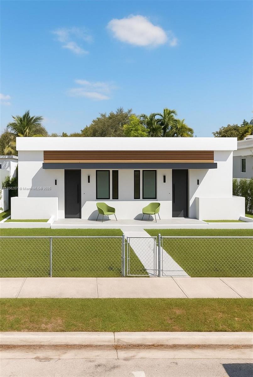 1411 Nw 41st St 1413, Miami