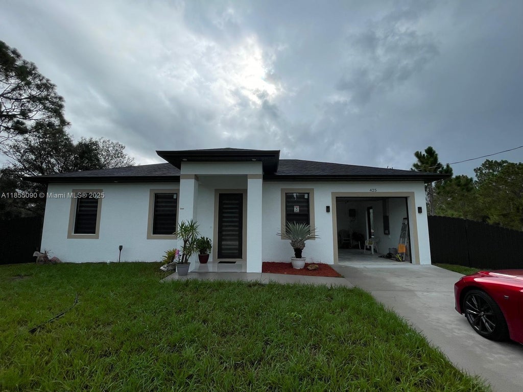 425 Majors Ave S, Lehigh Acres