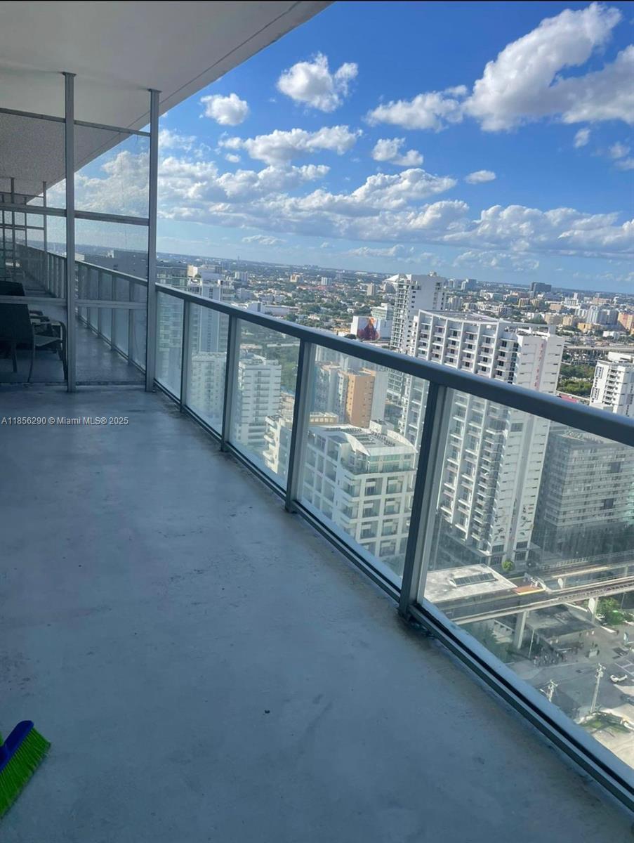 1111 Sw 1st Ave 3122-n, Miami