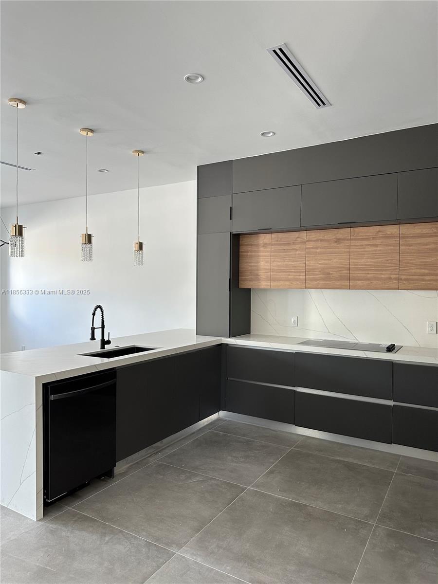 4627 Sw 32nd Ave 2c, Dania Beach