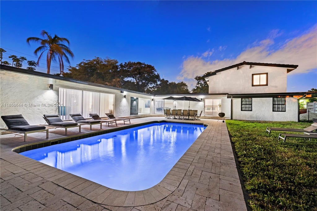 4322 Polk St, Hollywood