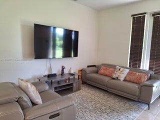 Photo of Listing #A11856637