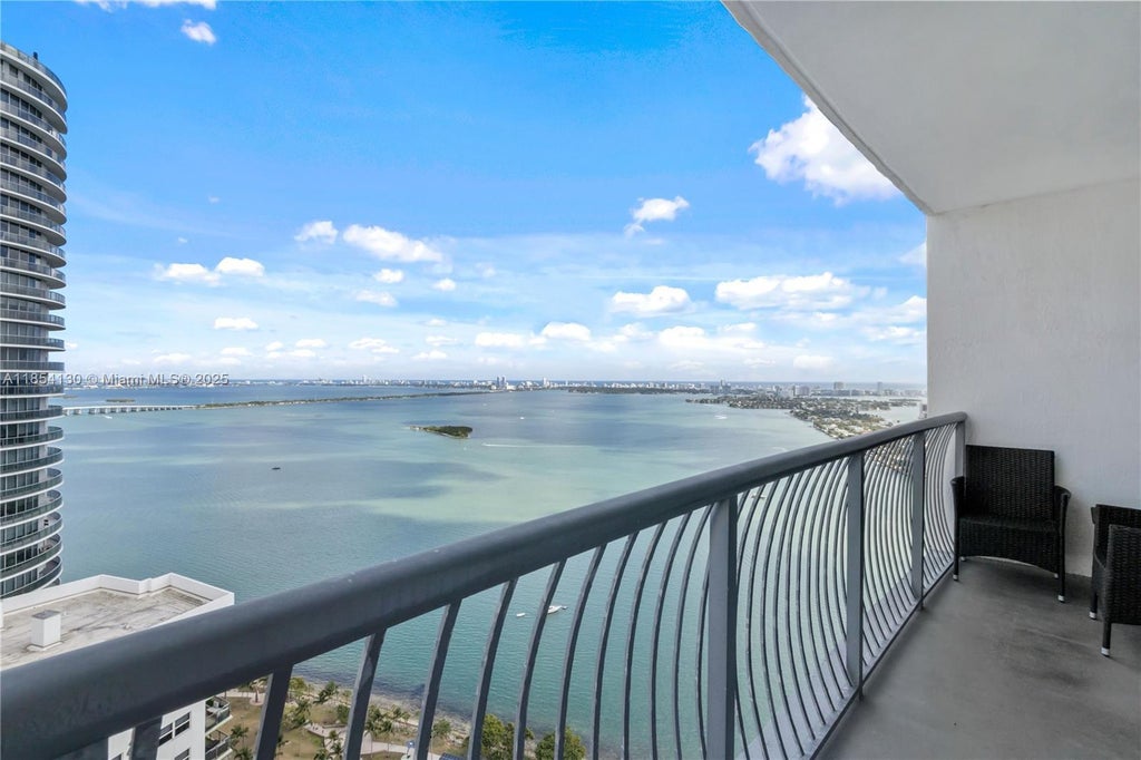1750 N Bayshore Dr 4403, Miami
