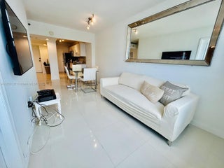 Photo of Listing #A11858137