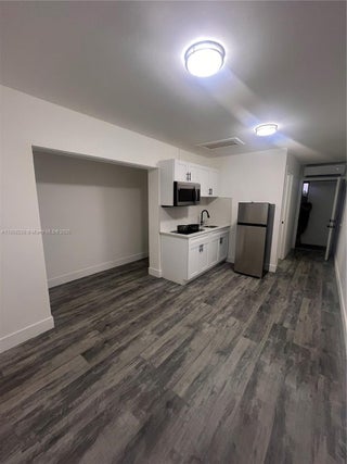 Photo of Listing #A11858230