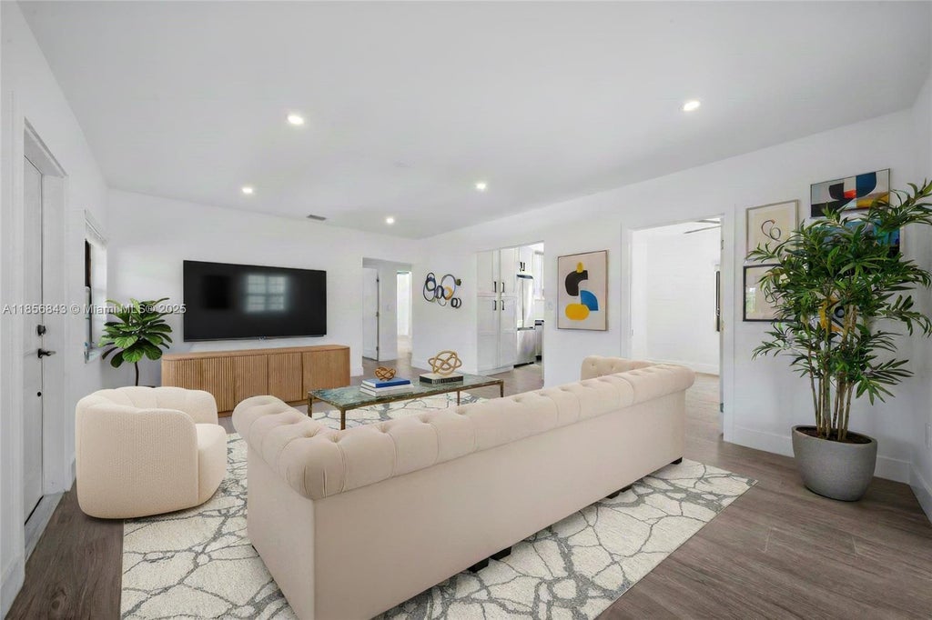 4222 Ne 1st Ave 1, Miami