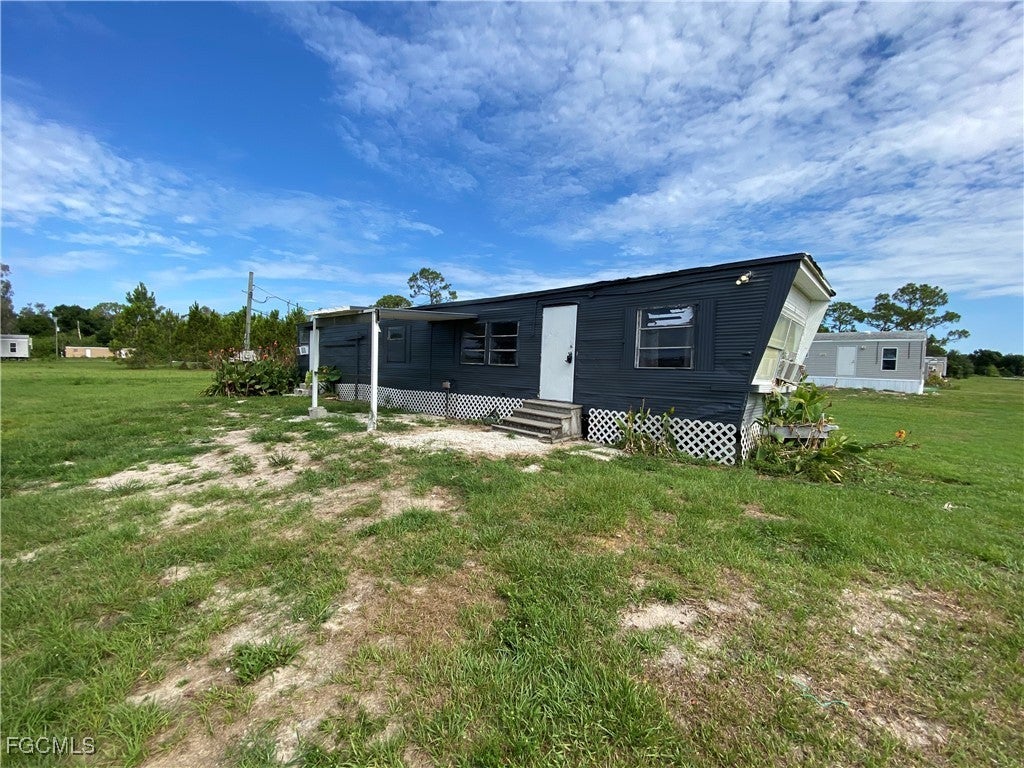8086 Heck Dr 6, North Fort Myers