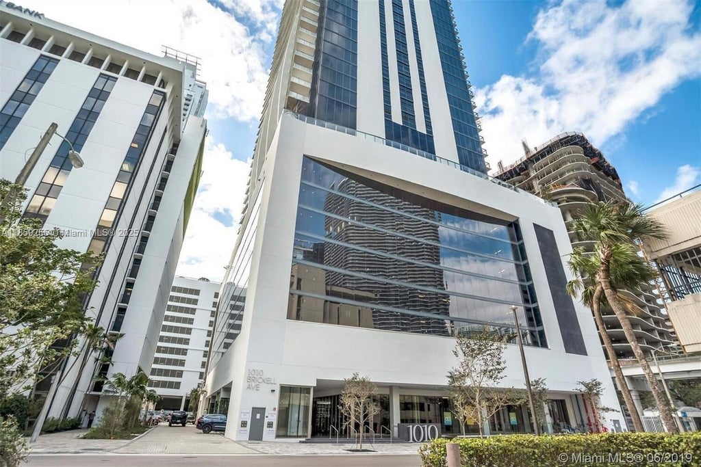 1010 Brickell Ave 4710, Miami