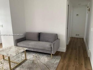 Photo of Listing #A11857224