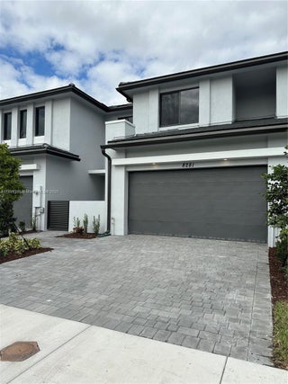 Photo of Listing #A11859386