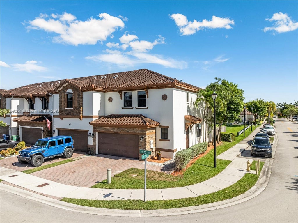 16620 Sw 42nd Ter 16620, Miami