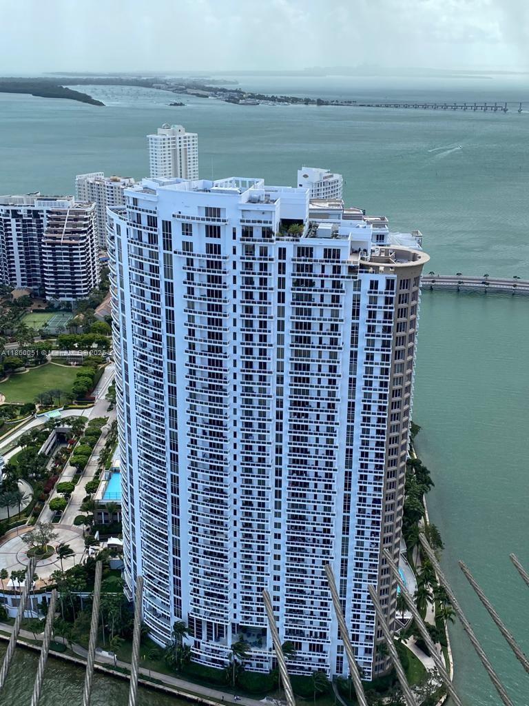 901 Brickell Key Blvd 2001, Miami