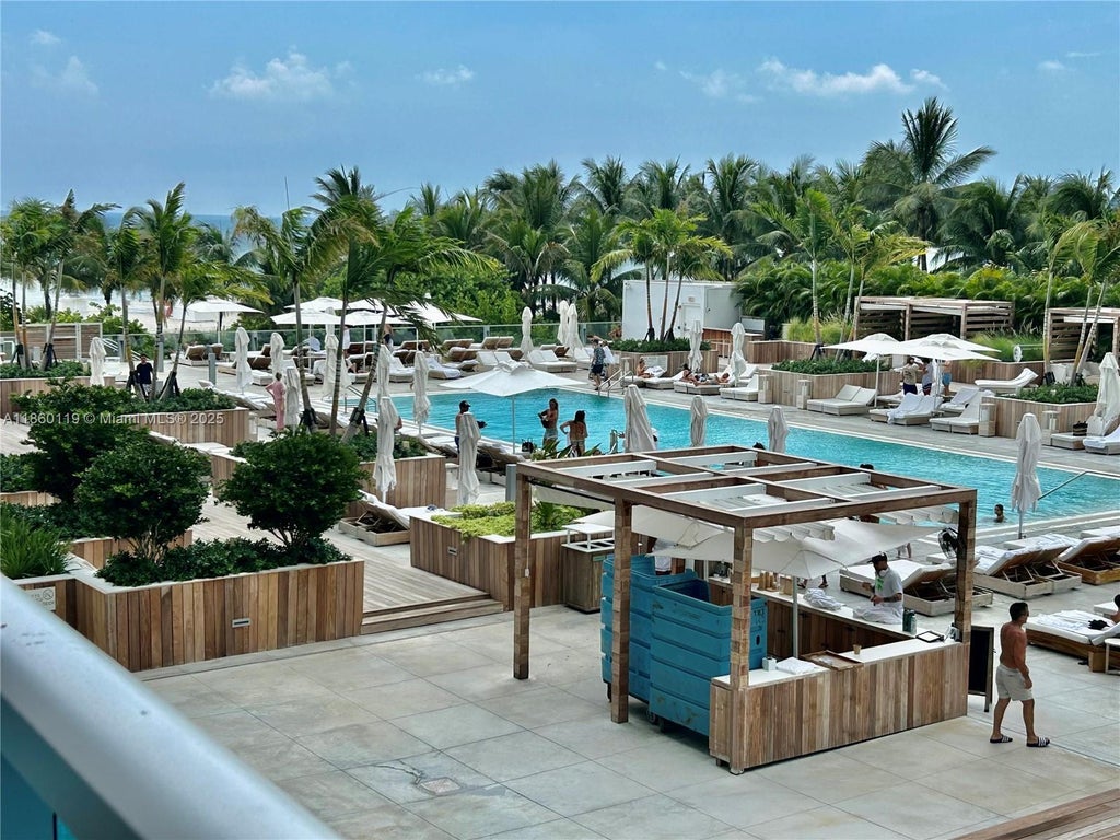 2301 Collins Ave 306, Miami Beach