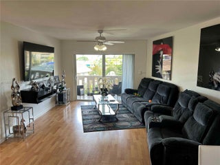 Photo of Listing #A11860220