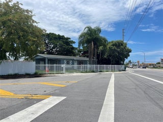 Photo of Listing #A11860497