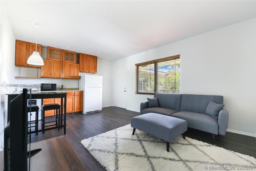 345 Michigan Ave 17, Miami Beach